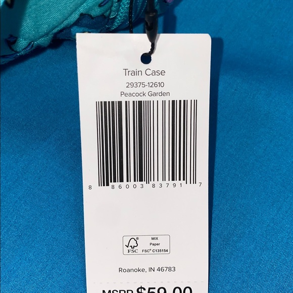 New Vera Bradley Train Case - Picture 6 of 6